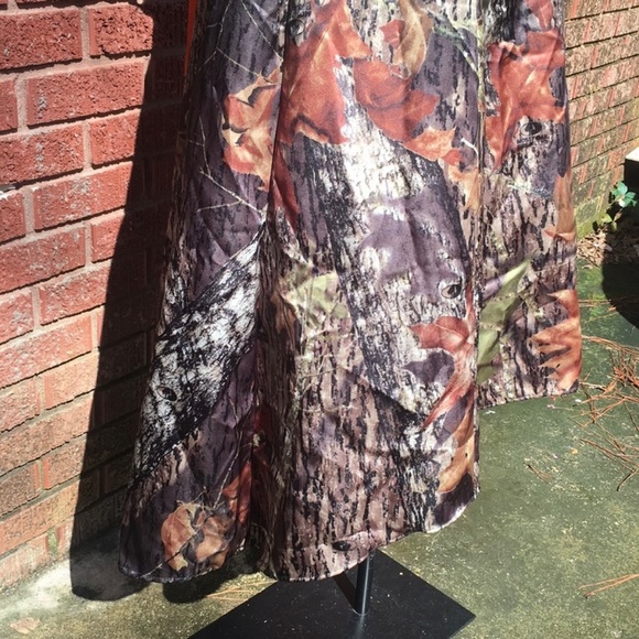 Formals etc Camo wedding dress - Picture 3 of 6